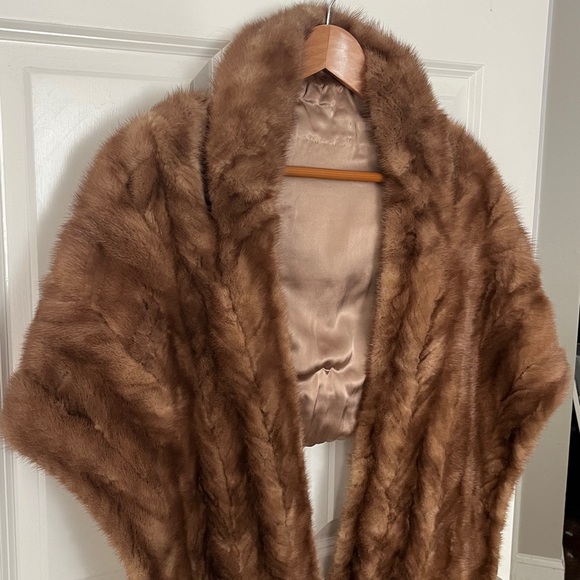 Mink Stole medium golden Brown Fur Shawl Wrap - Picture 2 of 7
